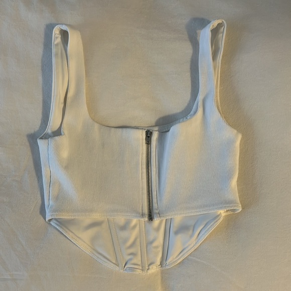 Princess Polly Corset Top - Picture 2 of 4